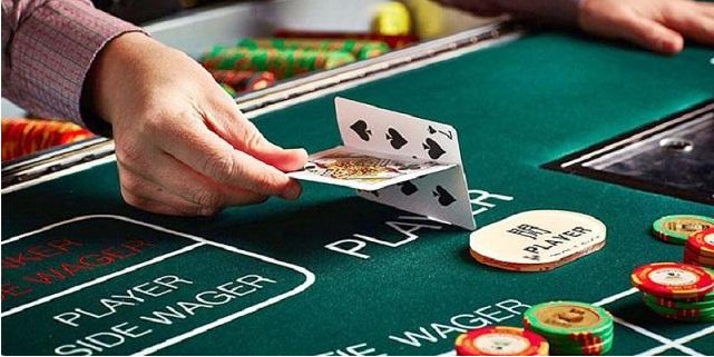 Một số lưu ý trong kỹ thuật canh bài Baccarat.